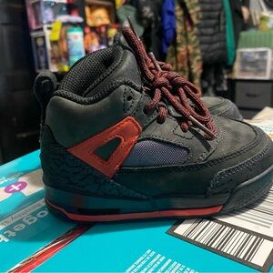 Jordan Kids Black and Red Sneakers